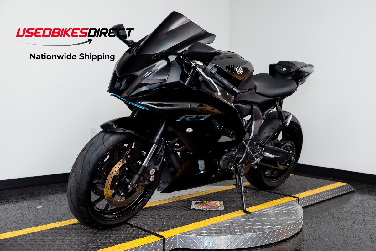 2023 YAMAHA YZF-R7