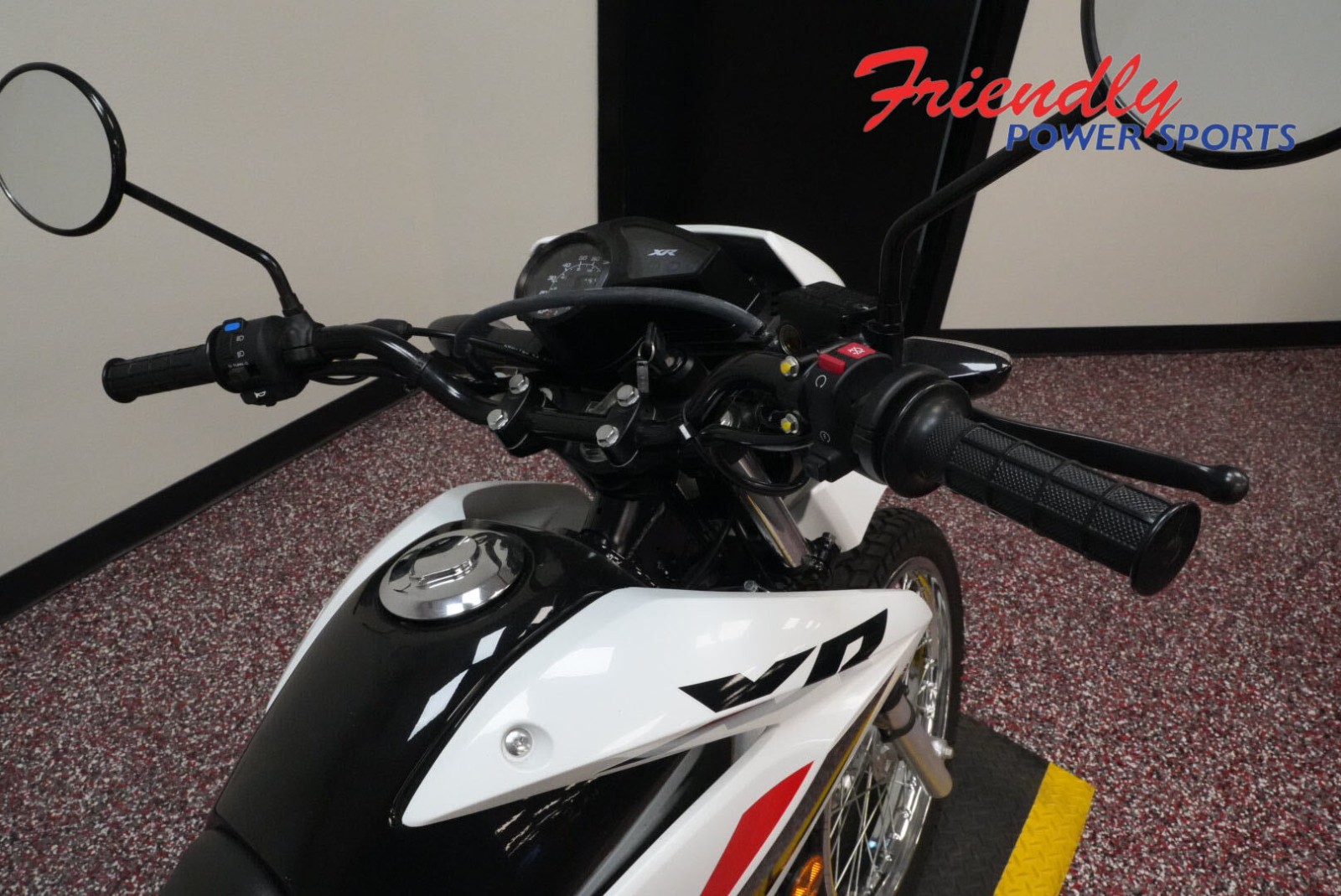 2023 HONDA XR150L