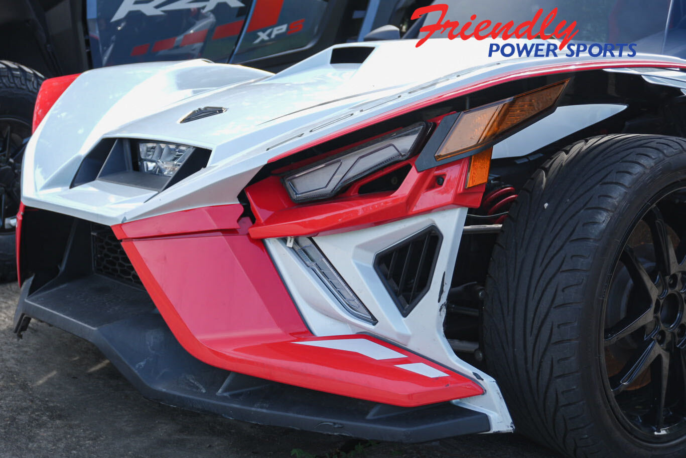 2024 SLINGSHOT SLINGSHOT ROUSH AUTODRIVE, RACETRACK RED