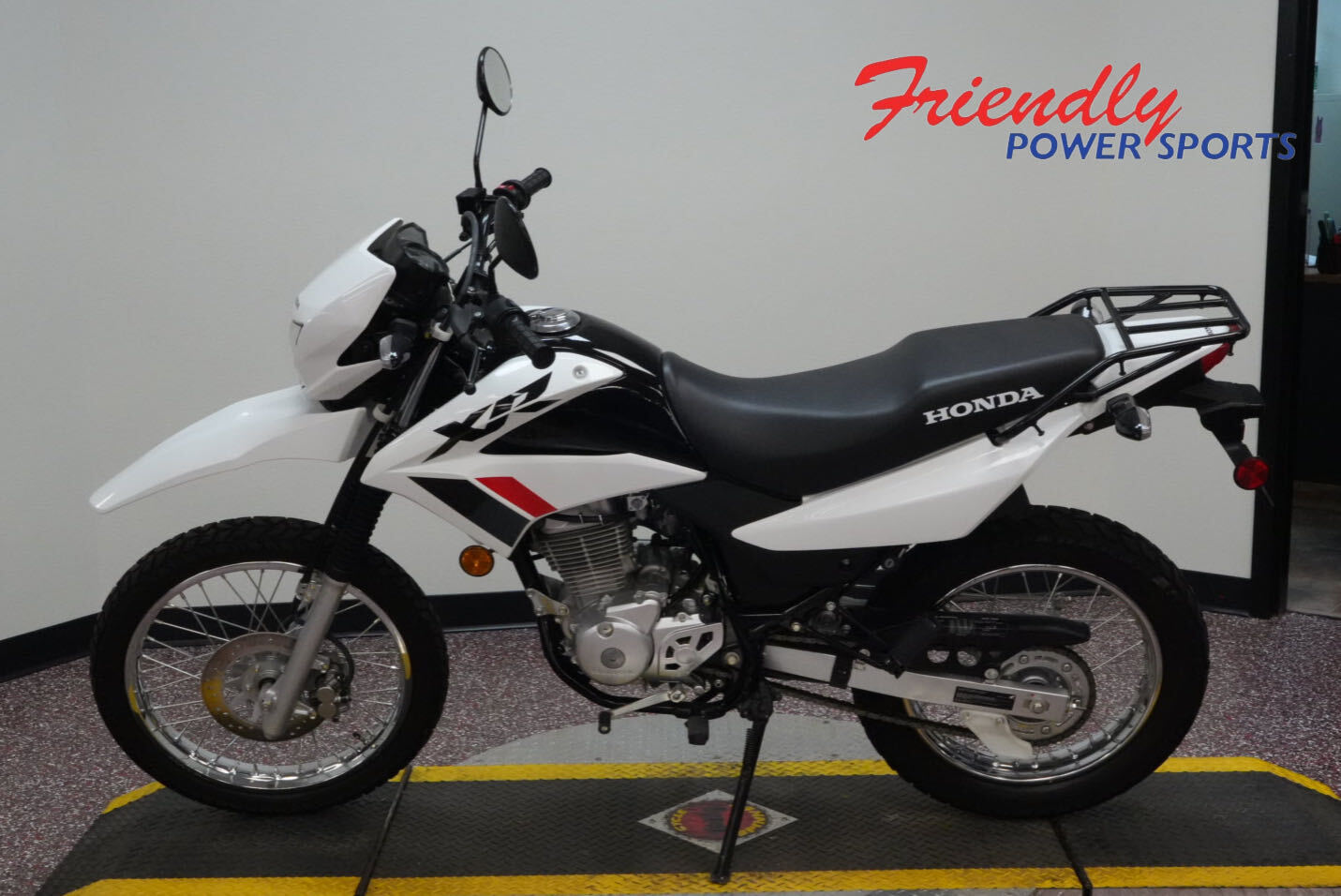 2023 HONDA XR150L