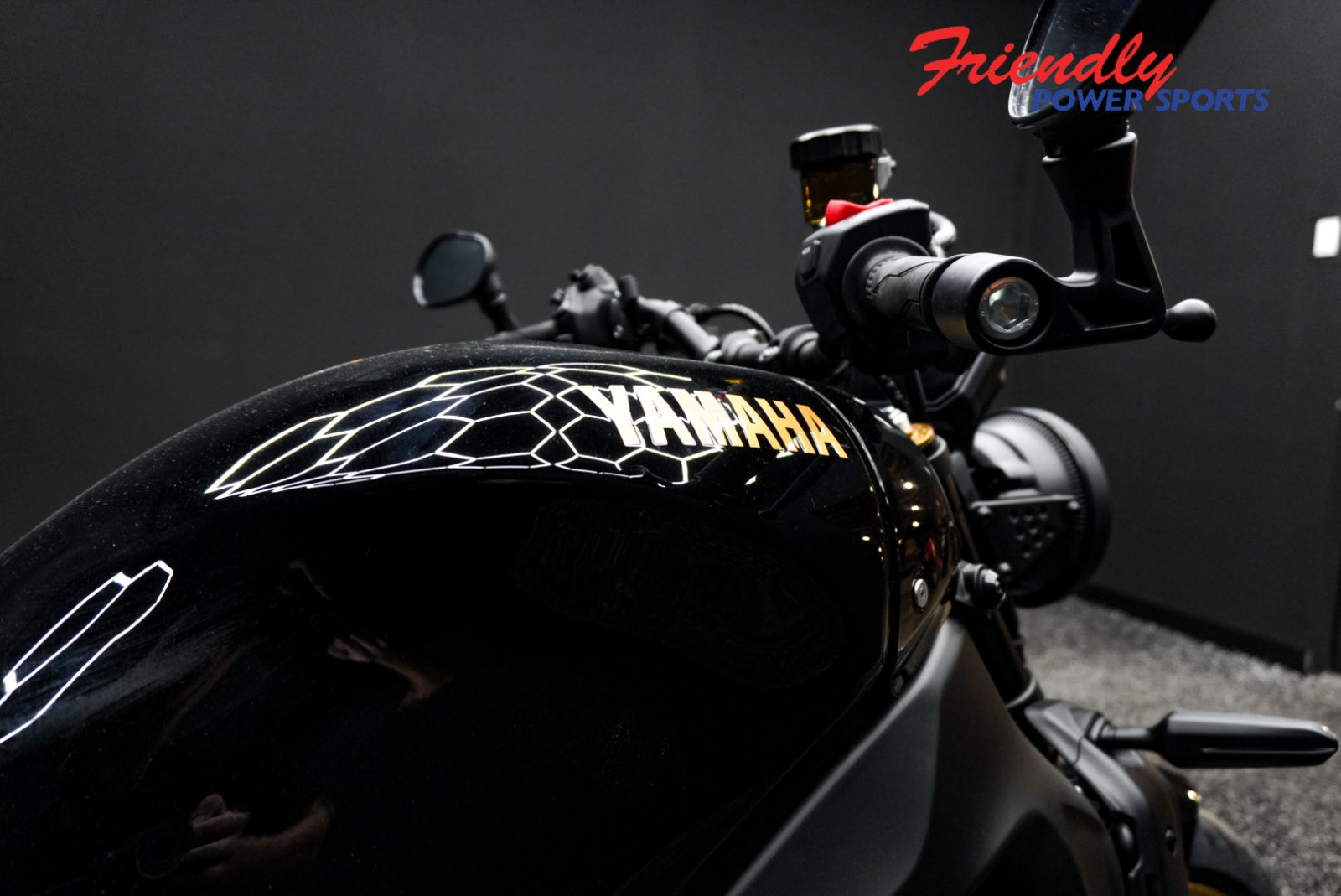 2026 YAMAHA XSR900