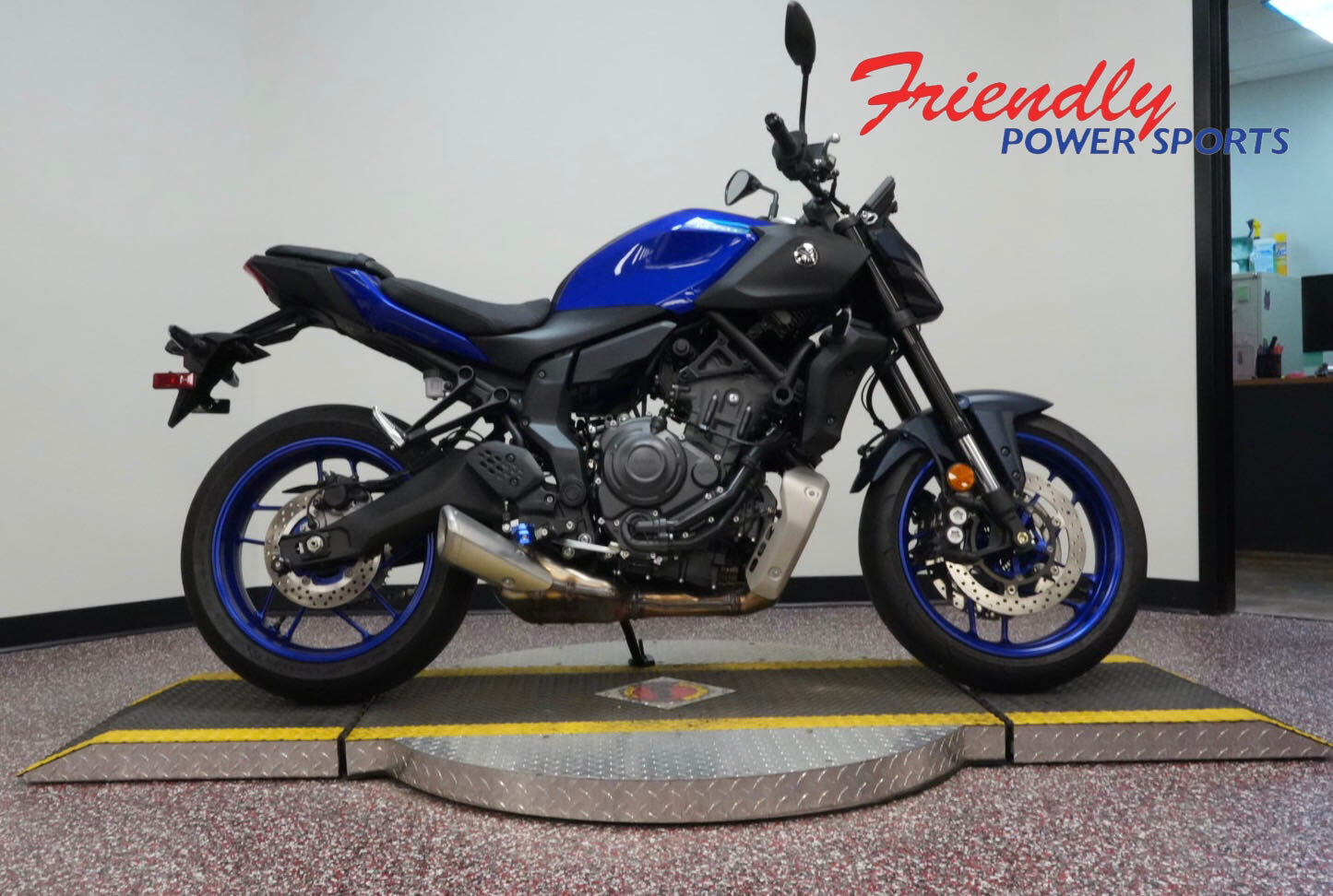 2025 YAMAHA MT-07