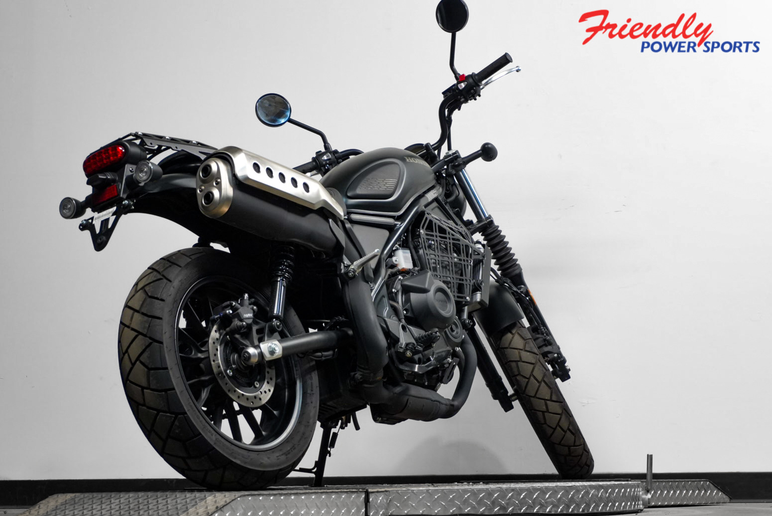2025 HONDA SCL500