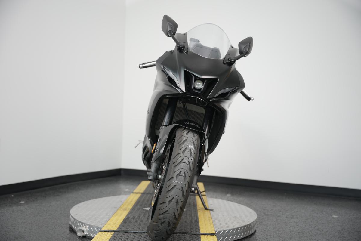 2025 YAMAHA YZF-R7