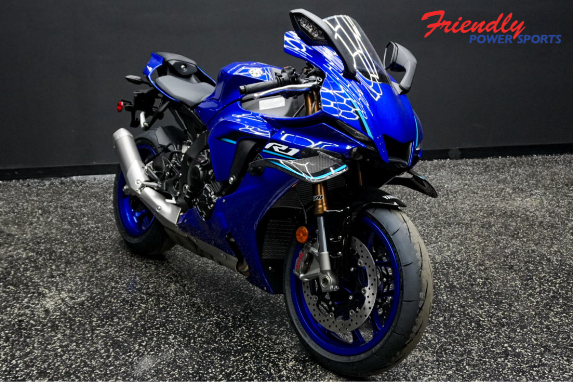 2026 YAMAHA YZF-R1