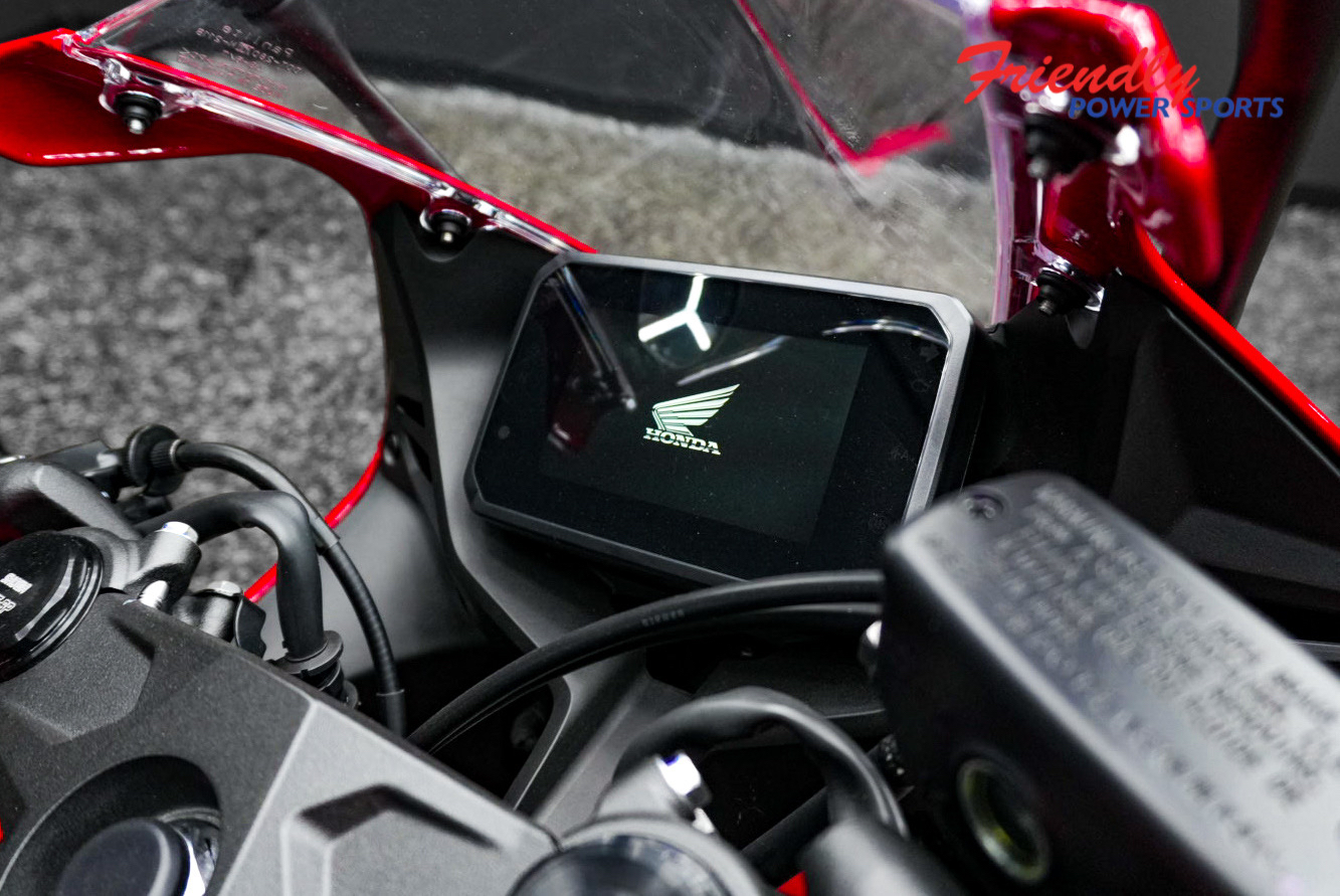 2026 HONDA CBR650R E-CLUTCH