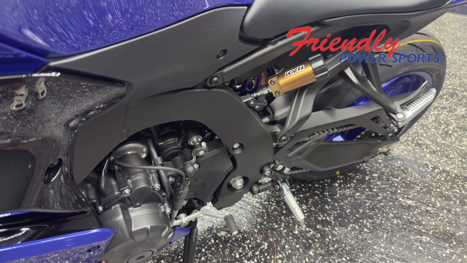 2027 YAMAHA YZF-R9