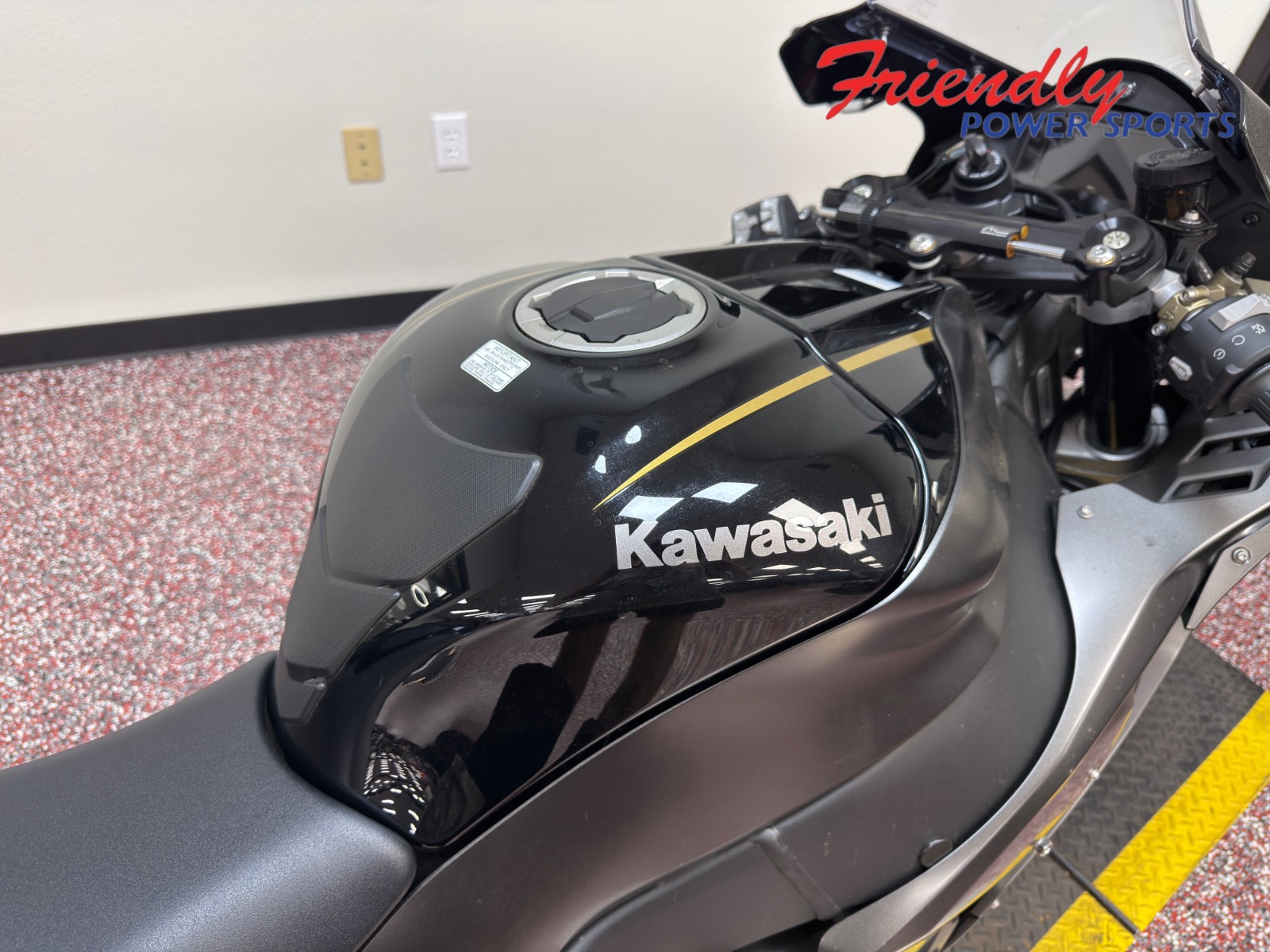 2023 KAWASAKI NINJA ZX-10R