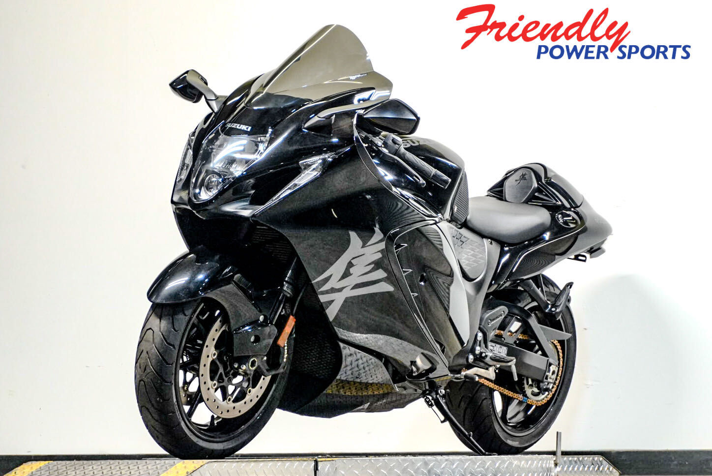 2025 SUZUKI HAYABUSA