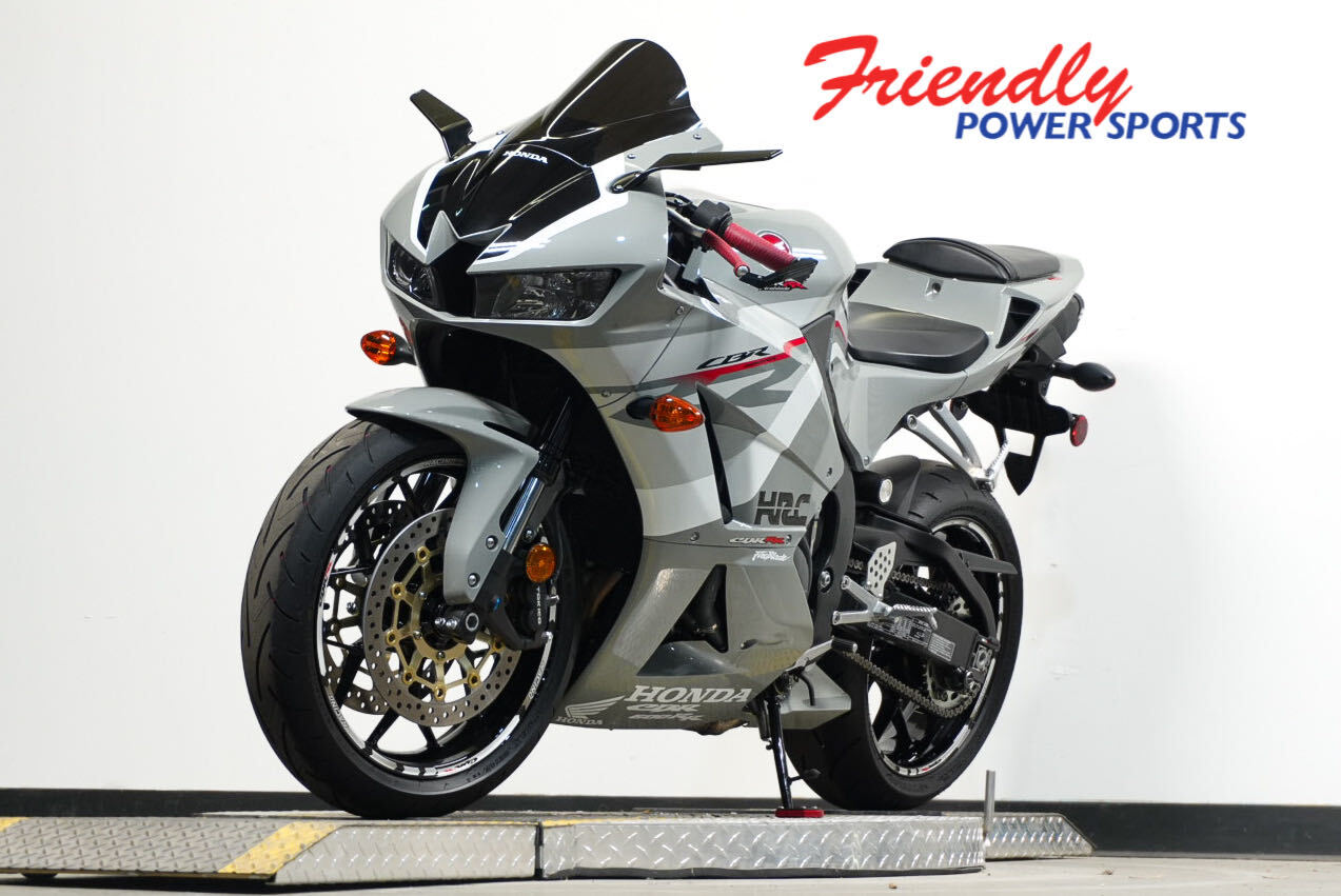 2026 HONDA CBR600RR