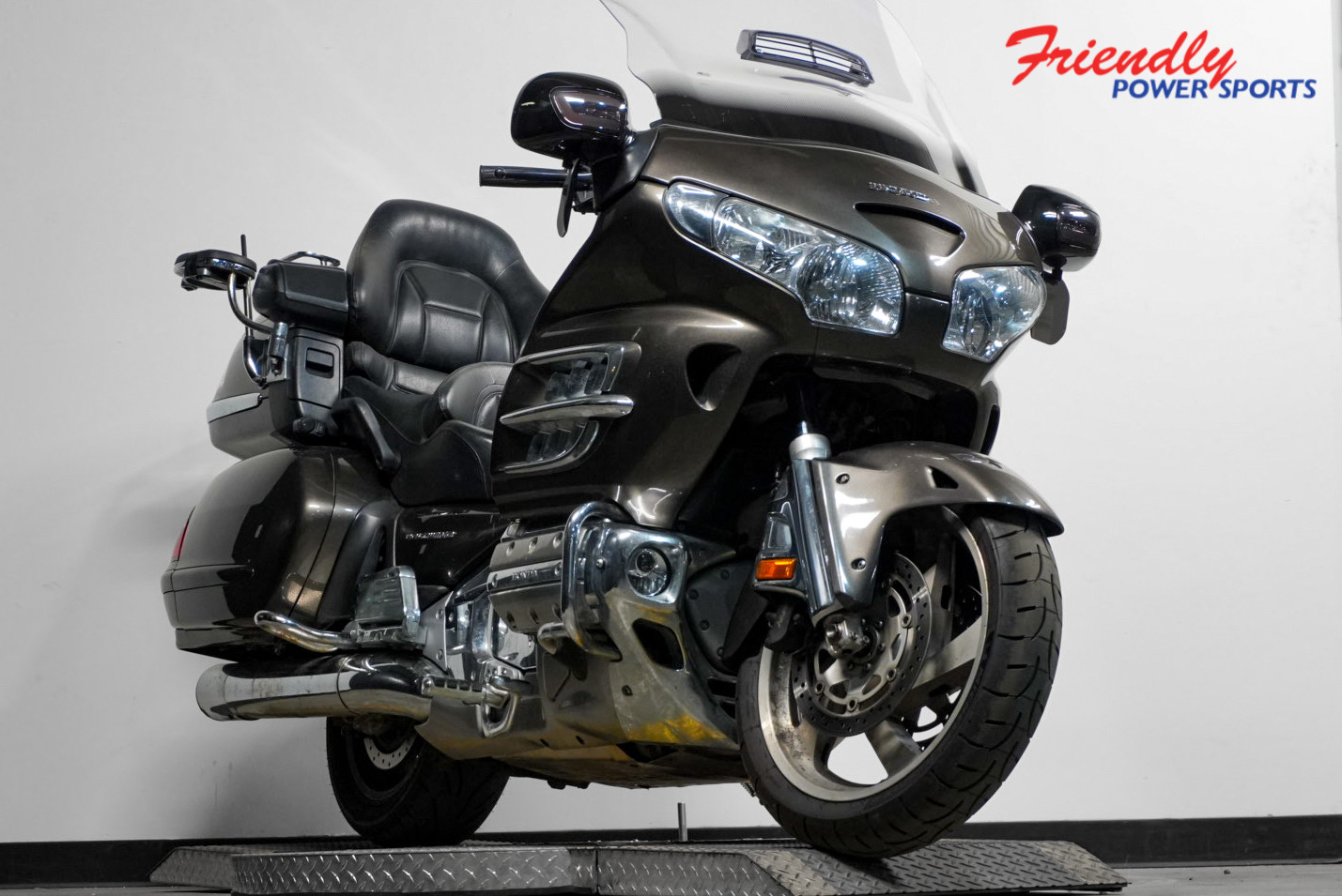 2010 HONDA GOLD WING PREMIUM AUDIO