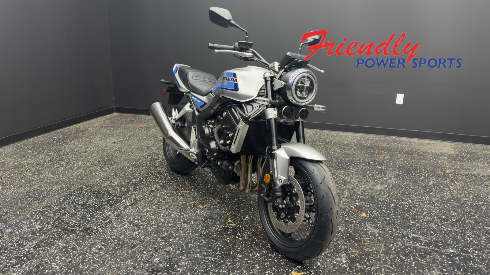 2026 HONDA CB1000FT