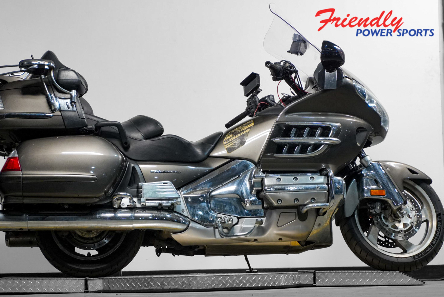 2010 HONDA GOLD WING PREMIUM AUDIO
