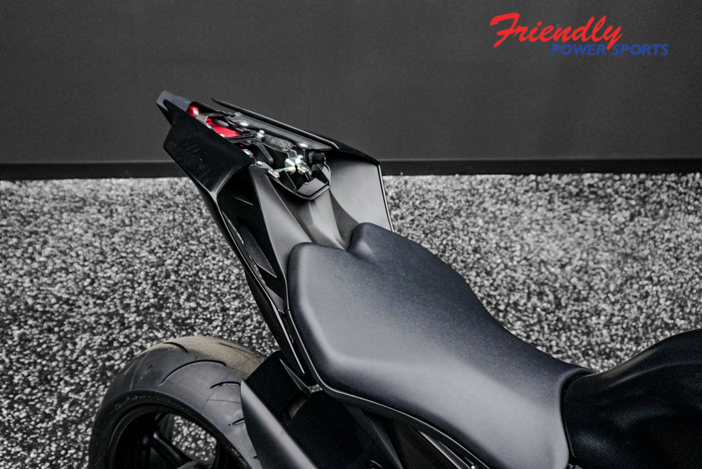 2026 YAMAHA YZF-R6 RACE