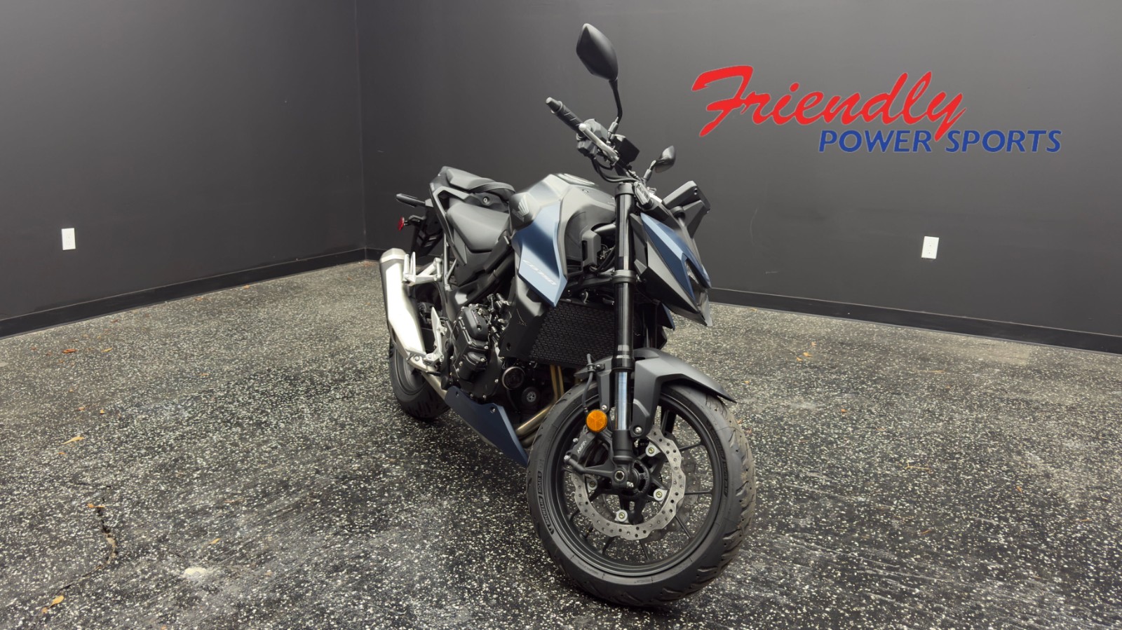 2026 HONDA CB750 HORNET E-CLUTCH