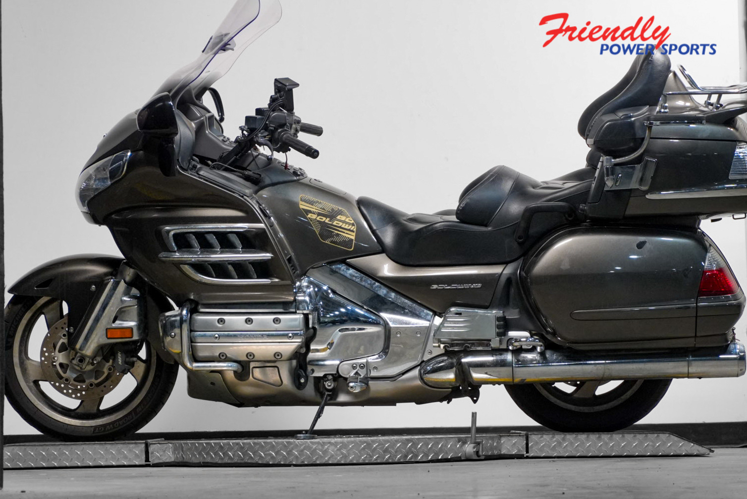 2010 HONDA GOLD WING PREMIUM AUDIO