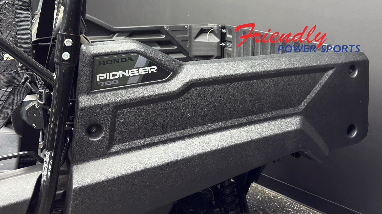 2026 HONDA PIONEER 700 DELUXE