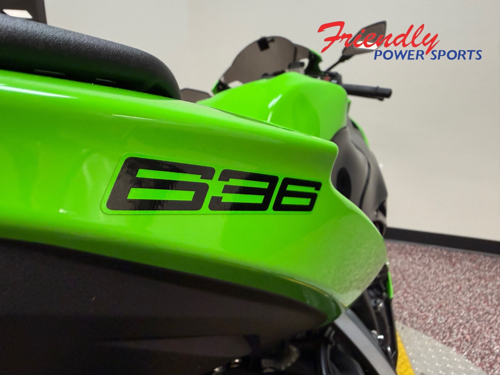 2025 KAWASAKI NINJA ZX-6R