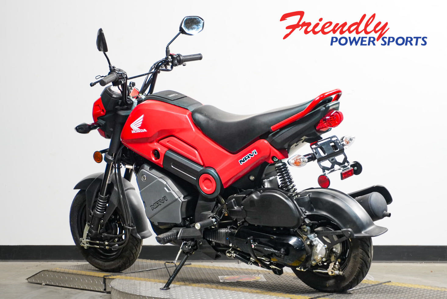 2022 HONDA NAVI