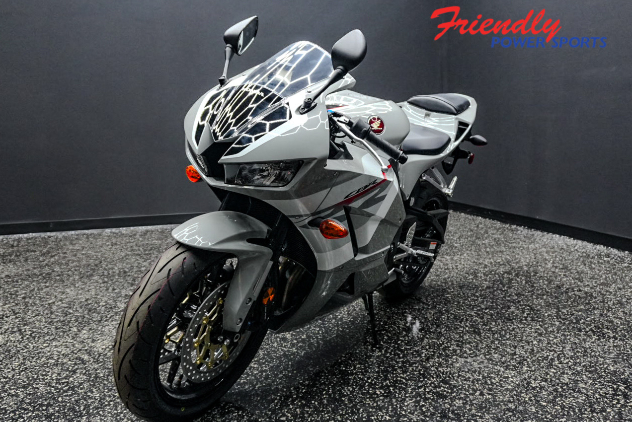 2026 HONDA CBR600RR Base