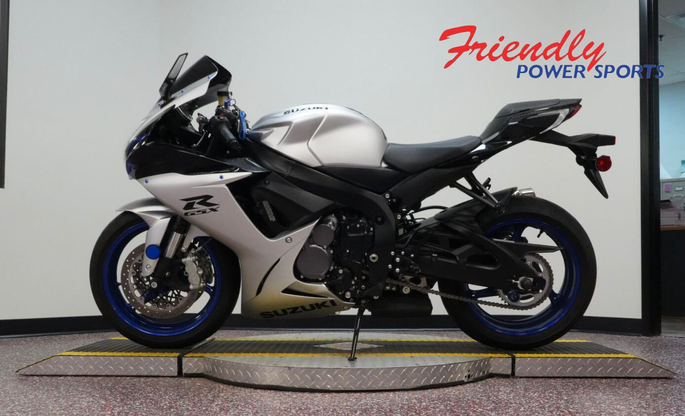 2026 SUZUKI GSX-R600