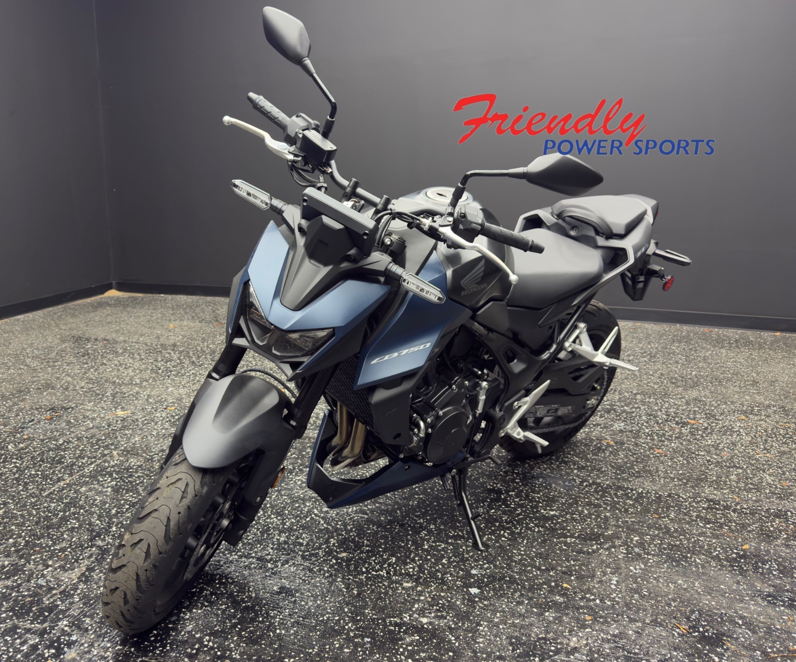 2026 HONDA CB750 HORNET E-CLUTCH