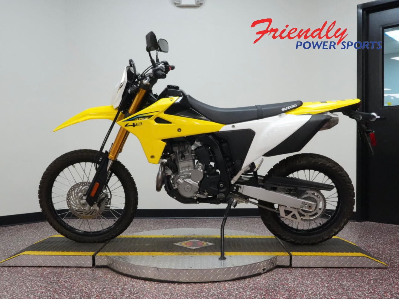 2025 SUZUKI DR-Z4S