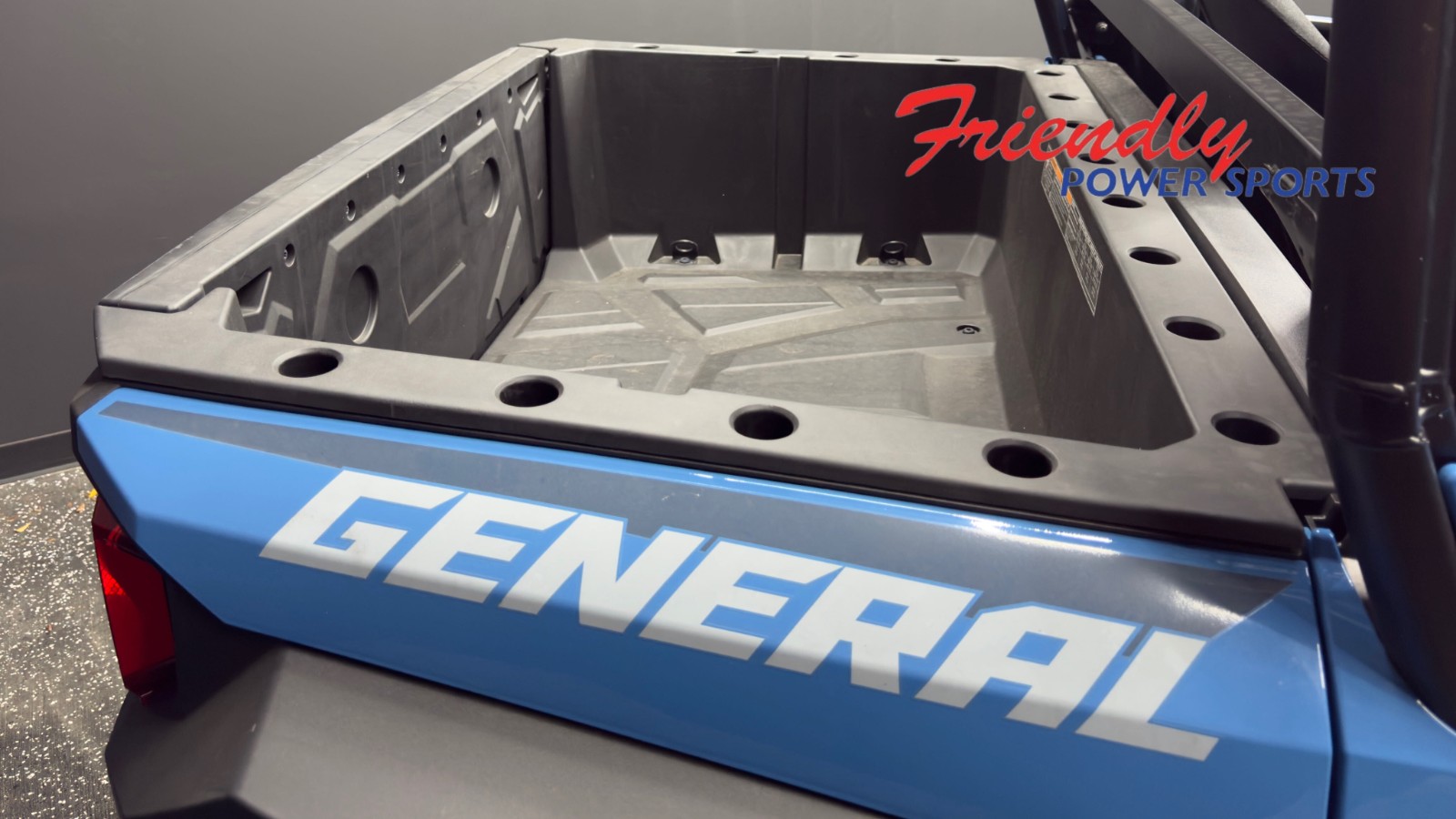 2026 POLARIS GENERAL XP 4 1000 ULTIMATE EARTH BLUE Ultimate