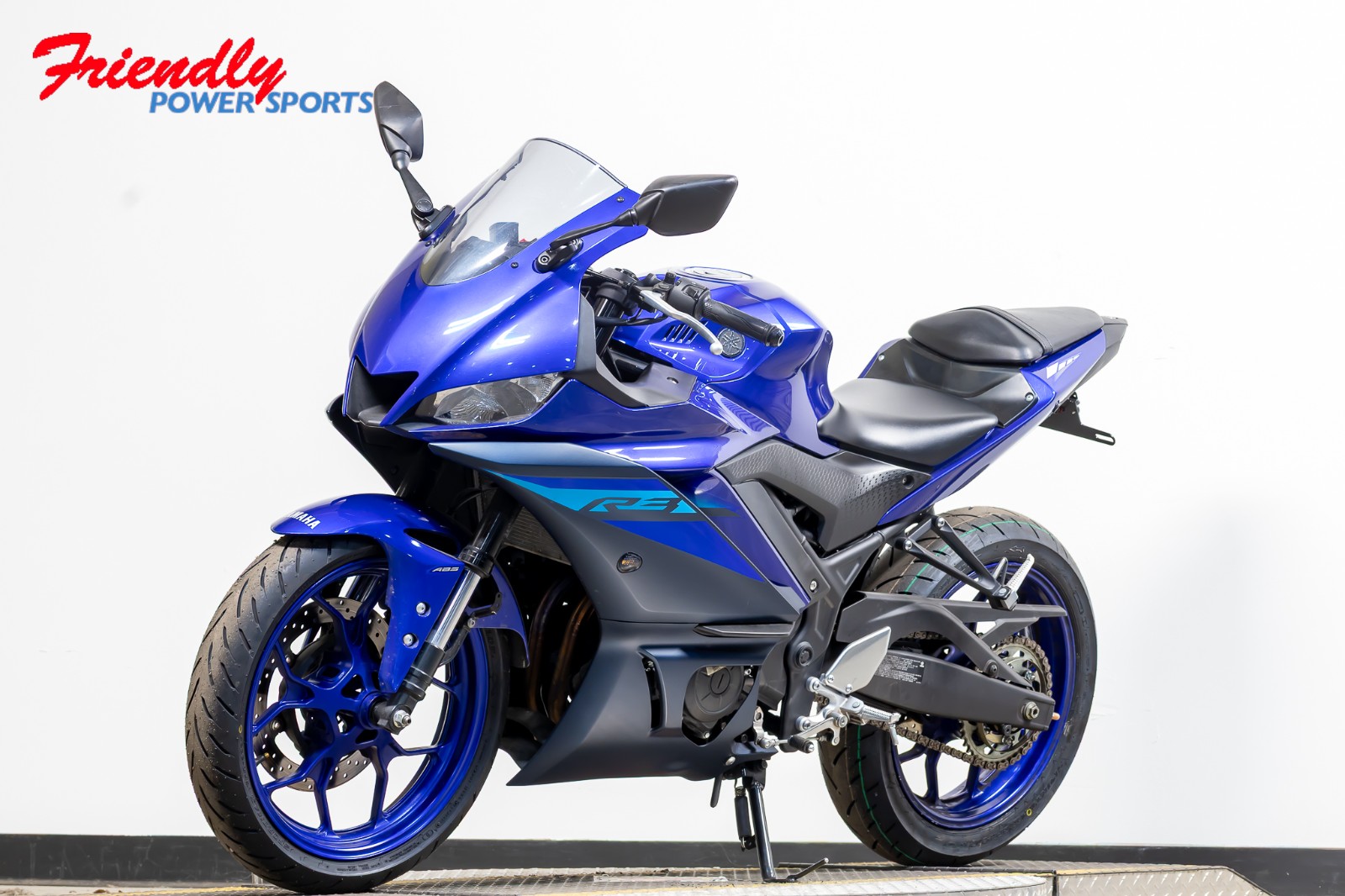 2024 YAMAHA YZF-R3 ABS