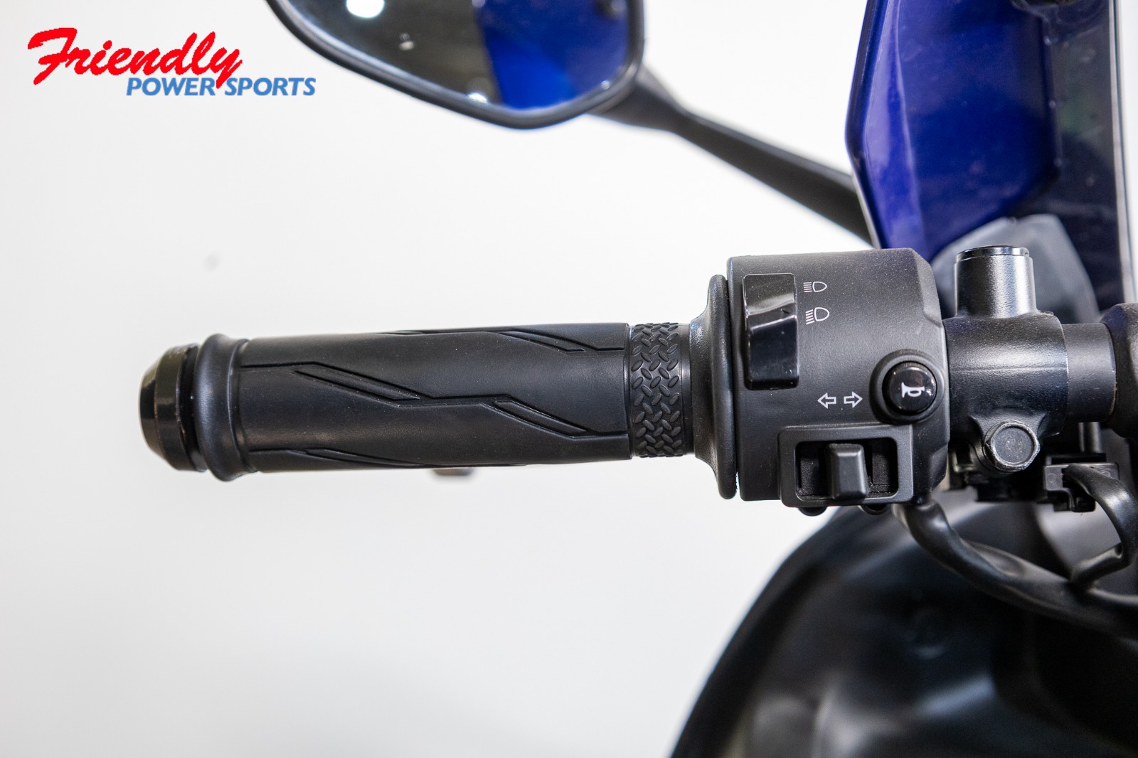 2024 YAMAHA YZF-R3 ABS