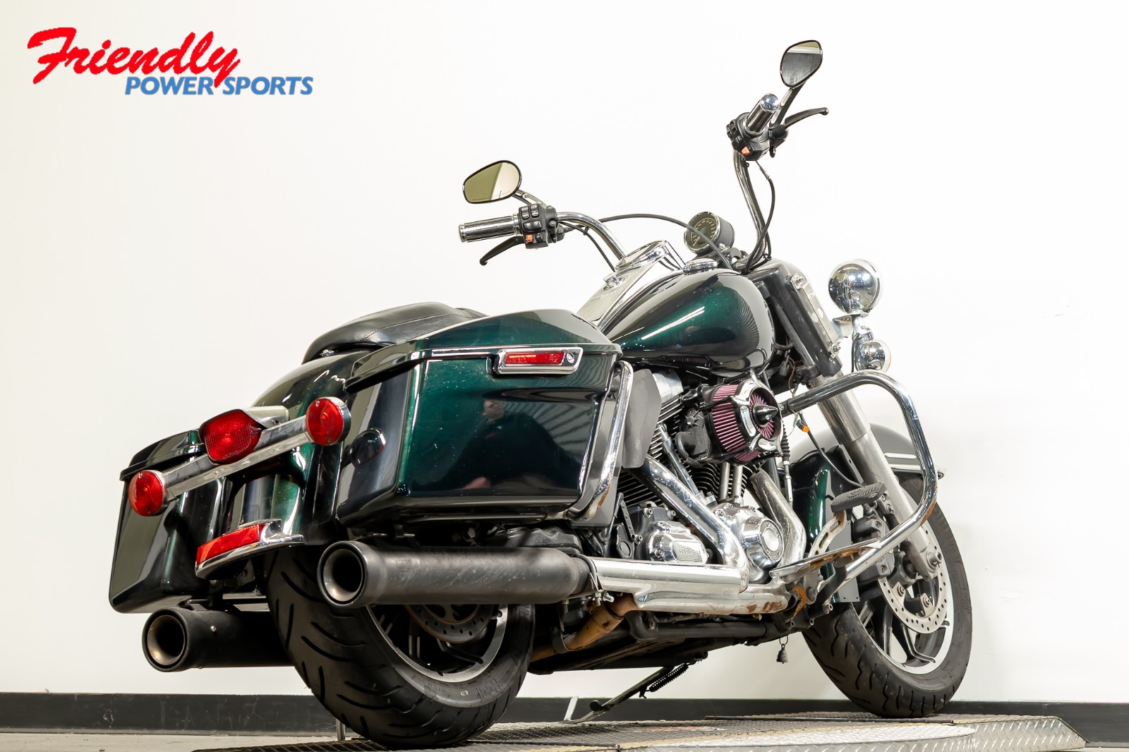 2015 HARLEY-DAVIDSON Road King