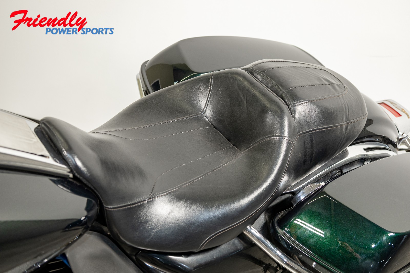 2015 HARLEY-DAVIDSON Road King