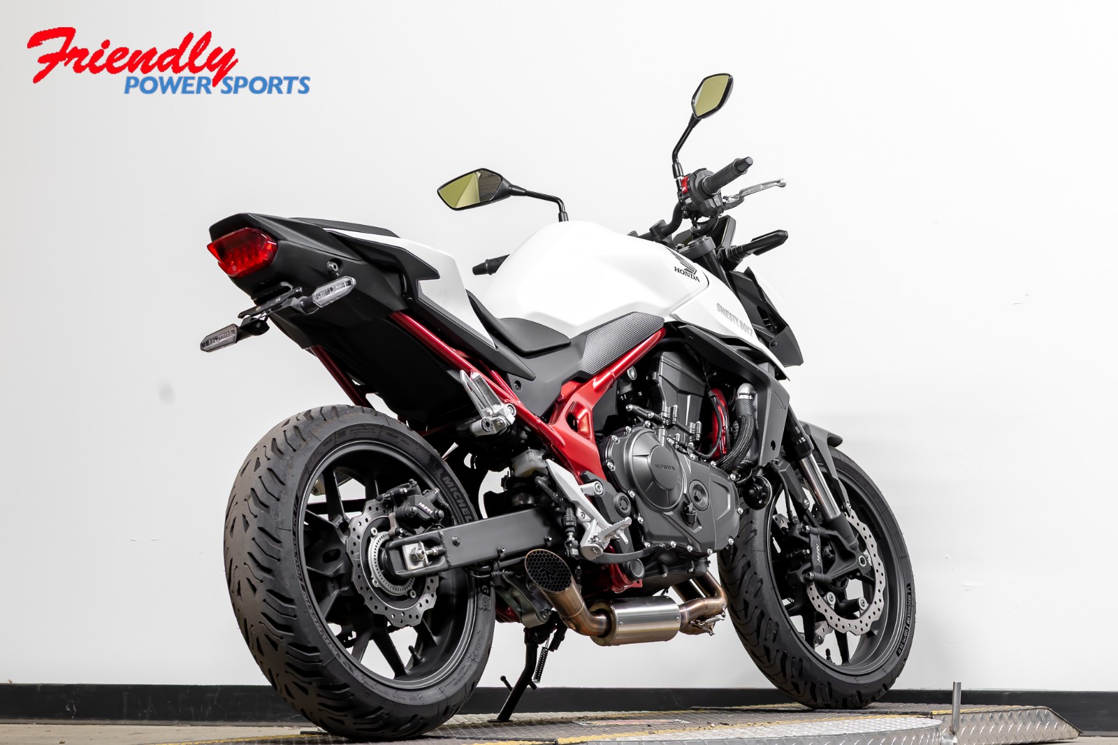 2025 HONDA CB750 Hornet Base