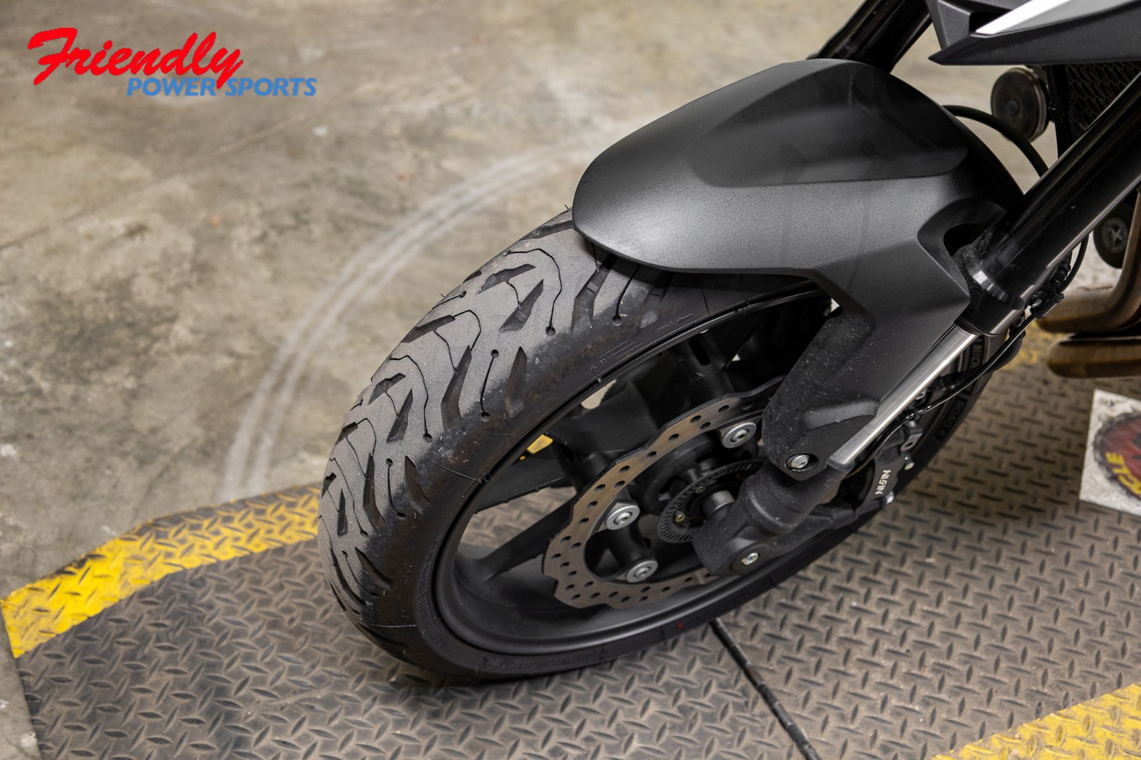 2025 HONDA CB750 Hornet Base