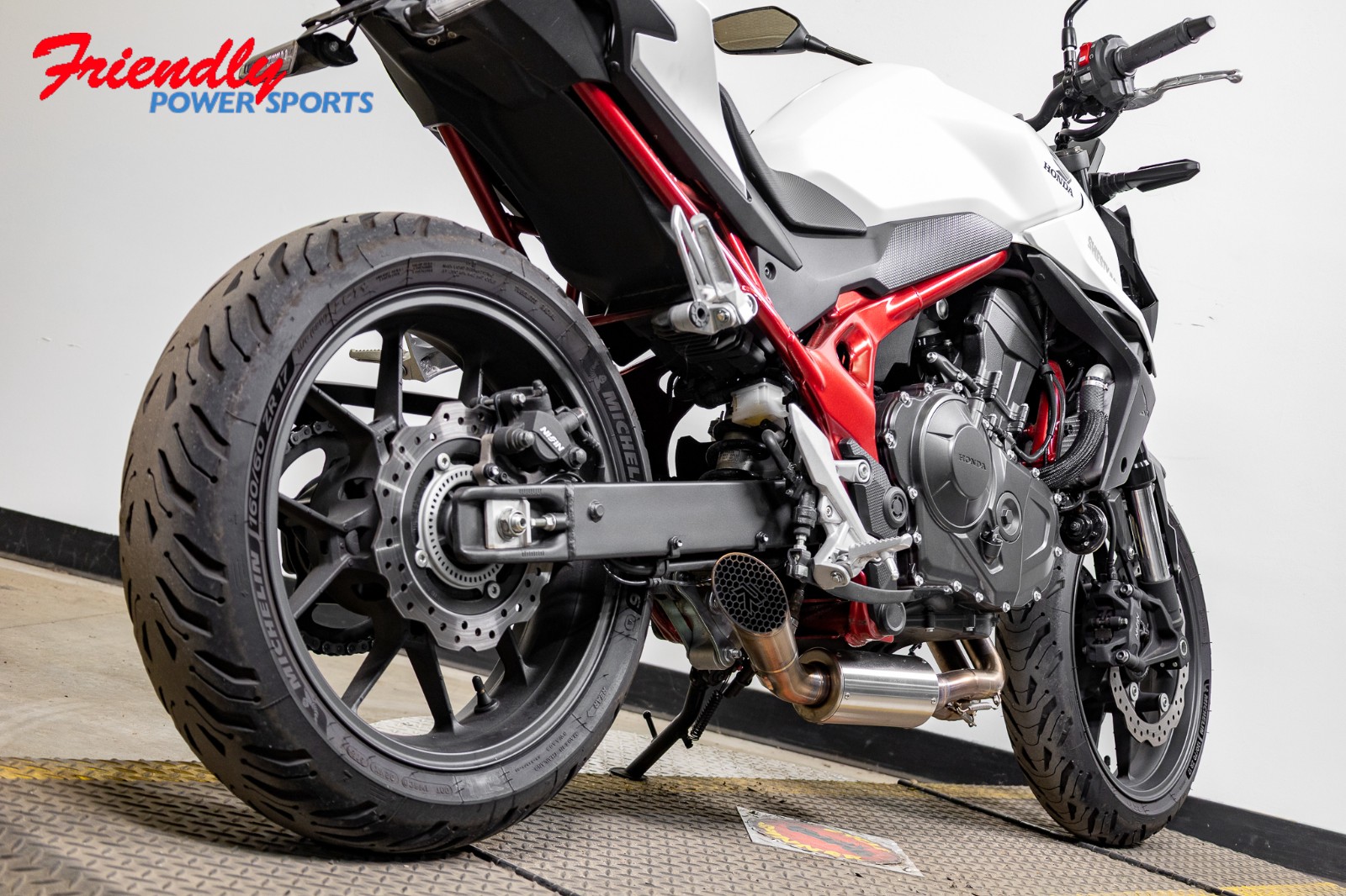 2025 HONDA CB750 Hornet Base