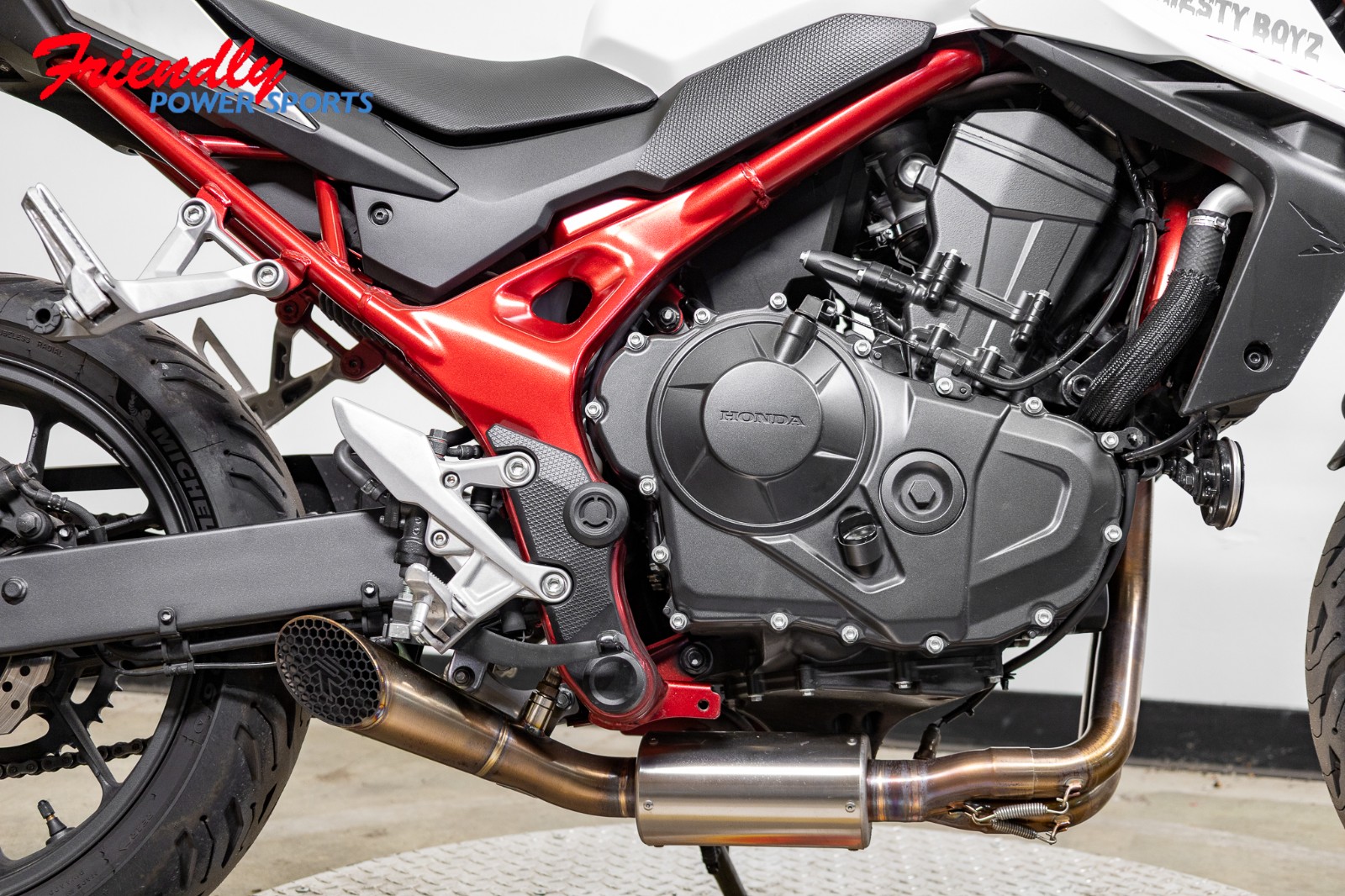 2025 HONDA CB750 Hornet Base