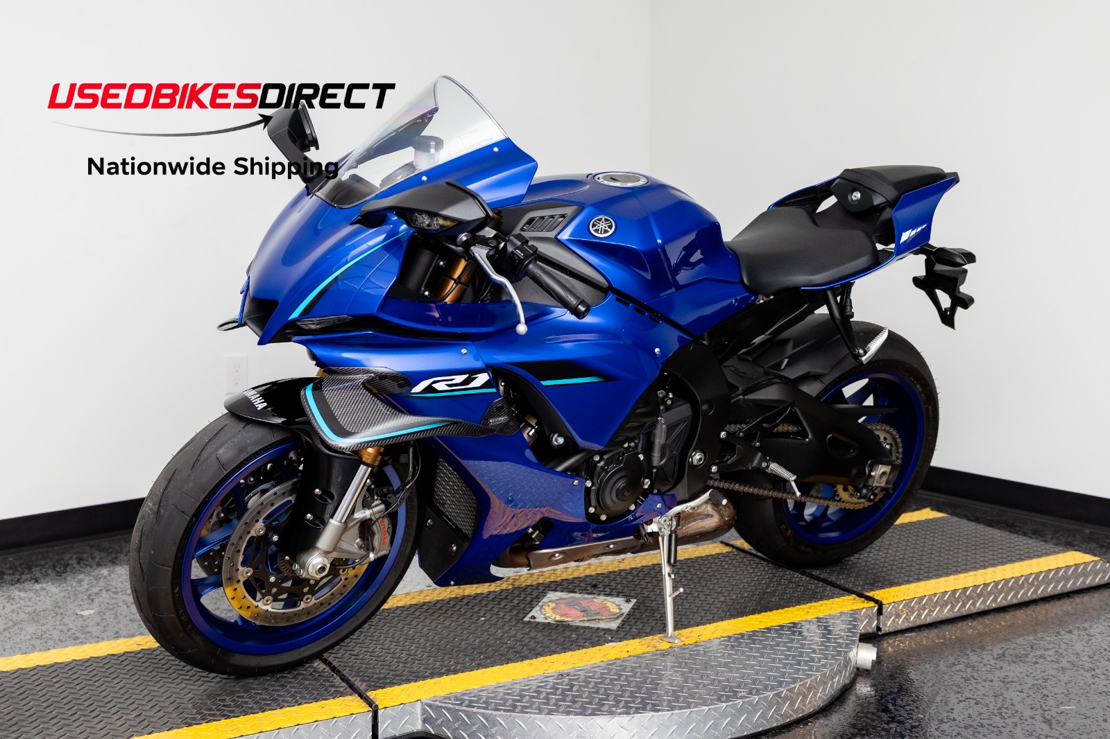 2026 YAMAHA YZF-R1