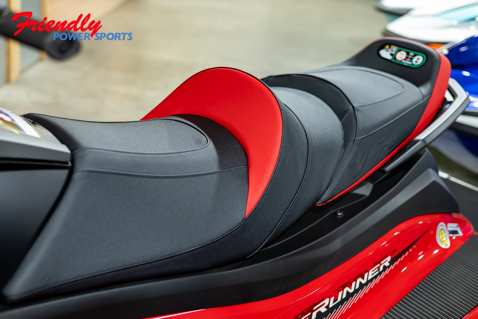 2026 YAMAHA VX CRUISER W/AUDIO-TORCH RED/PEARL