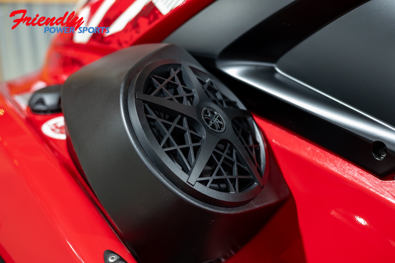 2026 YAMAHA VX CRUISER W/AUDIO-TORCH RED/PEARL