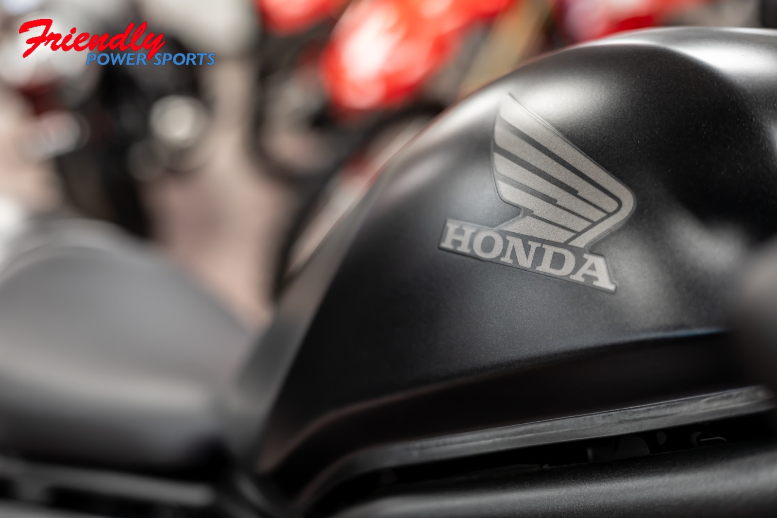 2026 HONDA Rebel® 300 E-Clutch