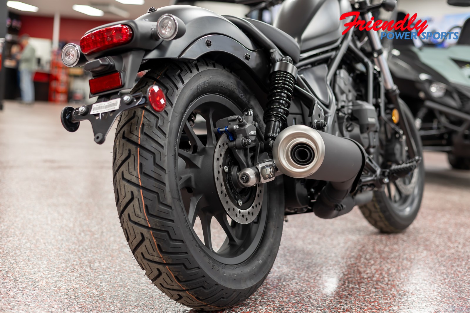 2026 HONDA Rebel® 300 E-Clutch