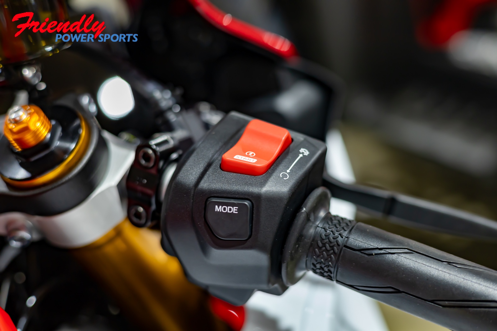 2026 YAMAHA YZF-R7 70th Anniversary Edition