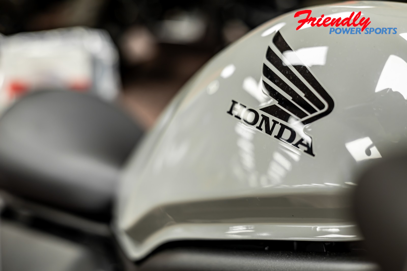 2026 HONDA Rebel® 300 E-Clutch