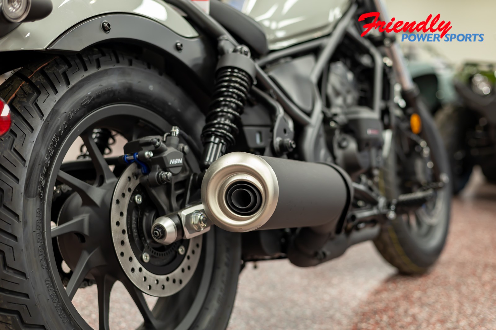 2026 HONDA Rebel® 300 E-Clutch