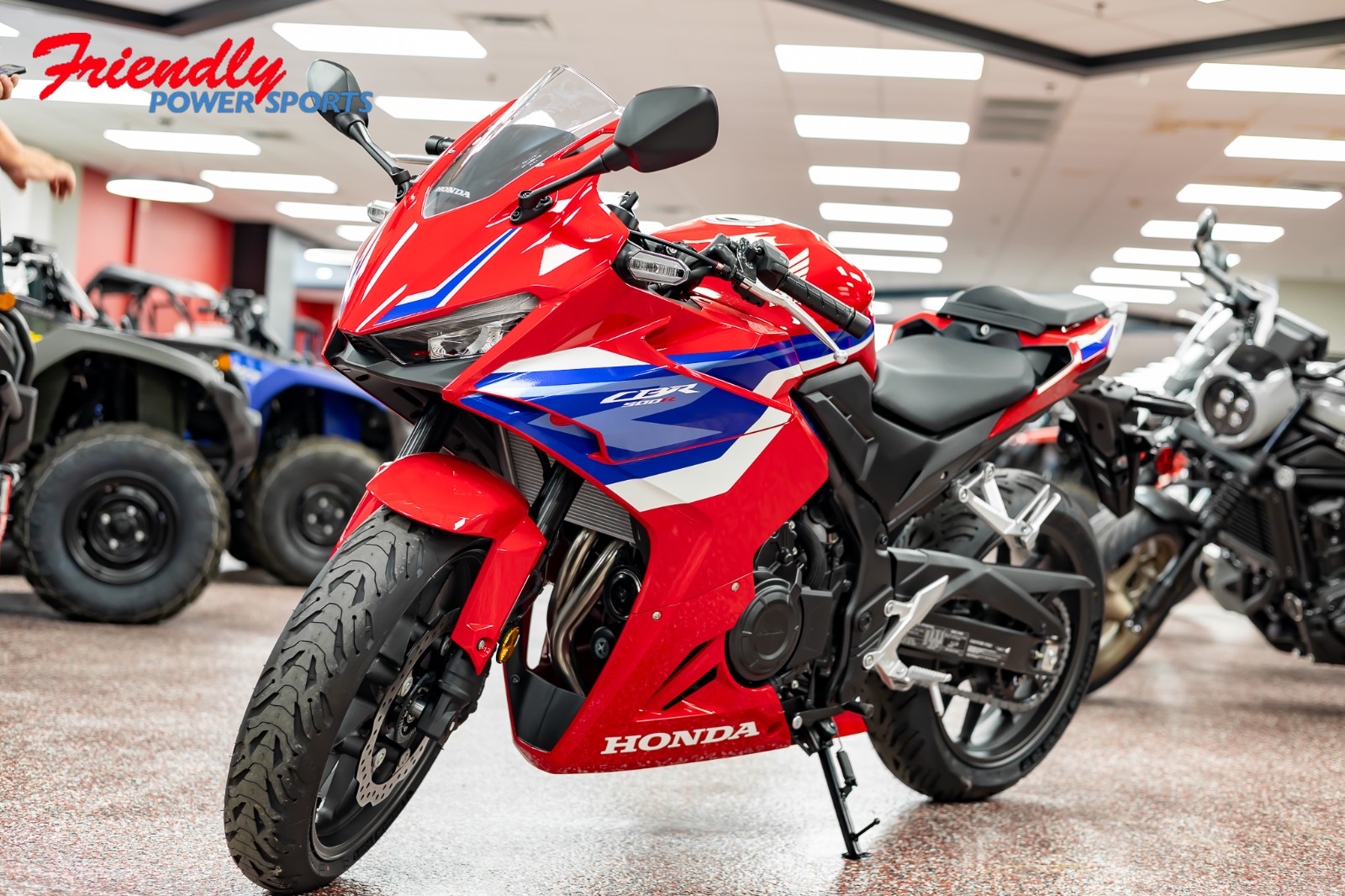 2025 HONDA CBR500R ABS
