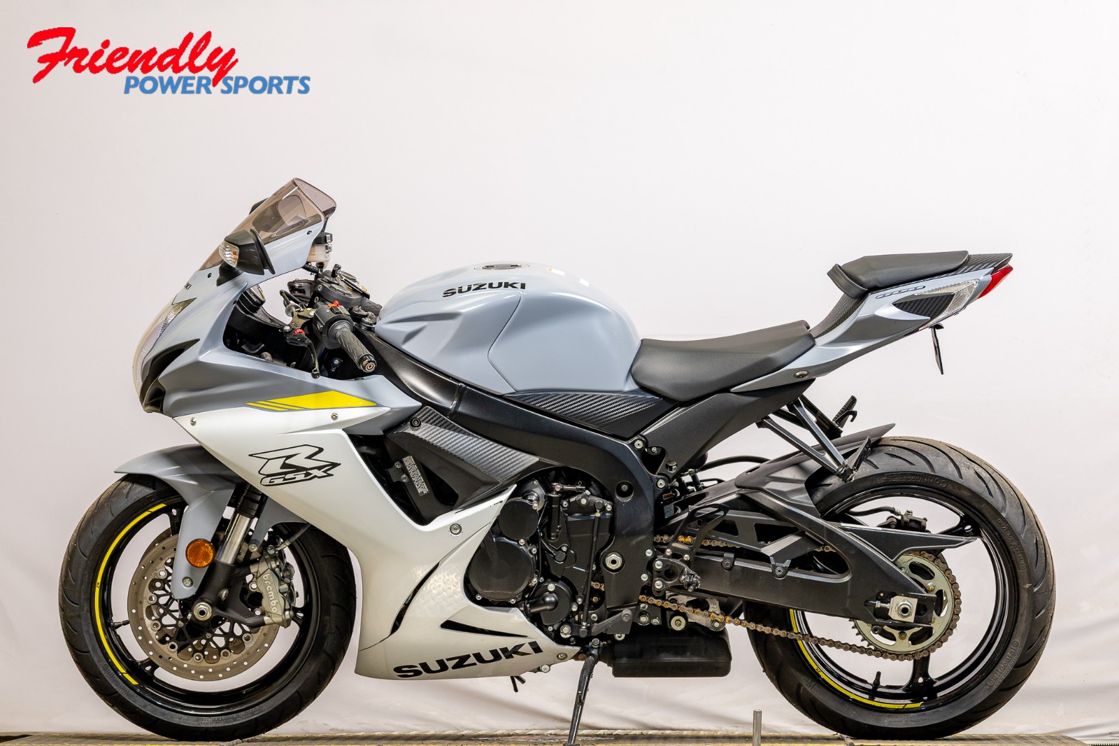 2022 SUZUKI GSX-R600M2