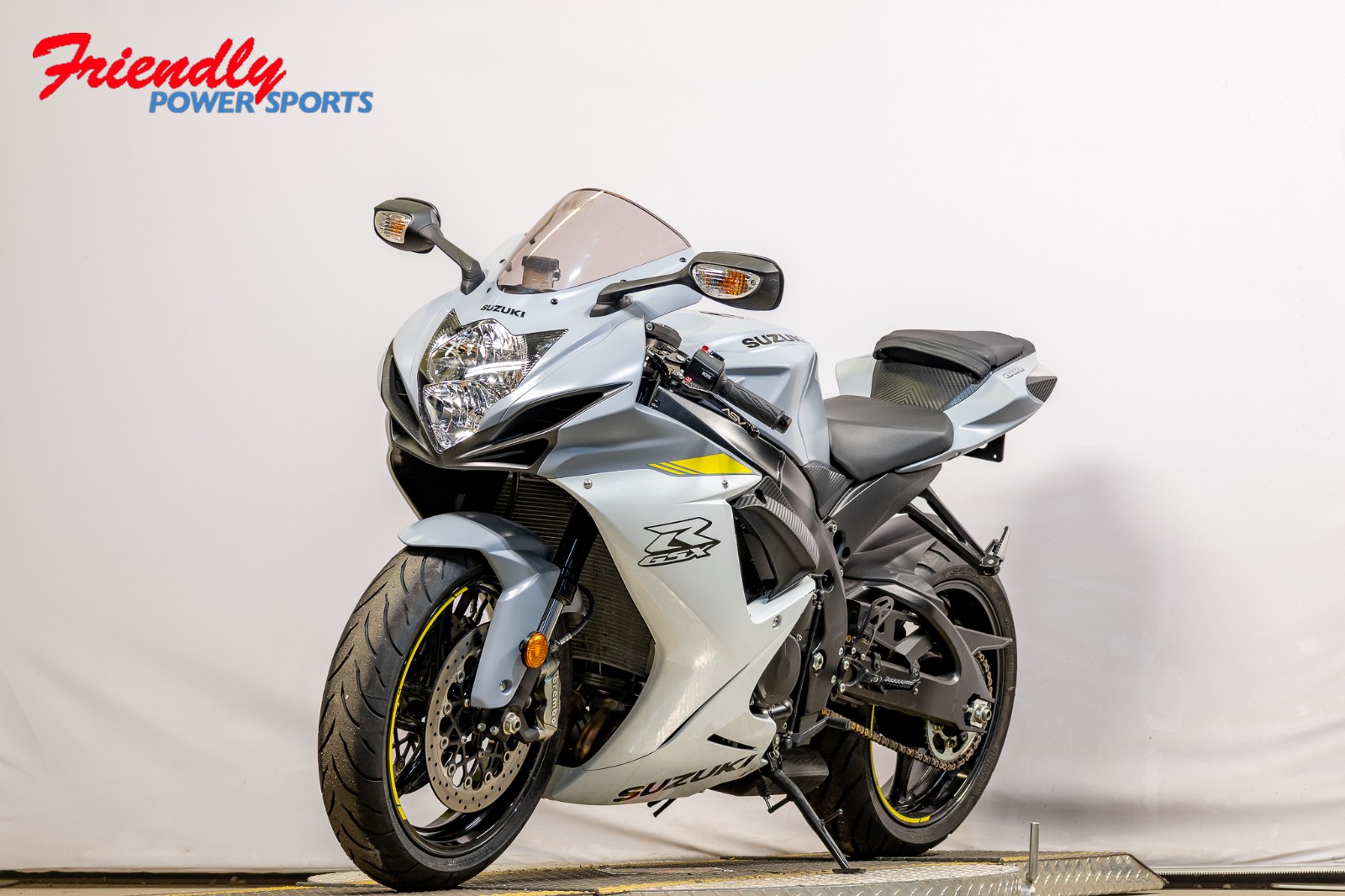 2022 SUZUKI GSX-R600M2