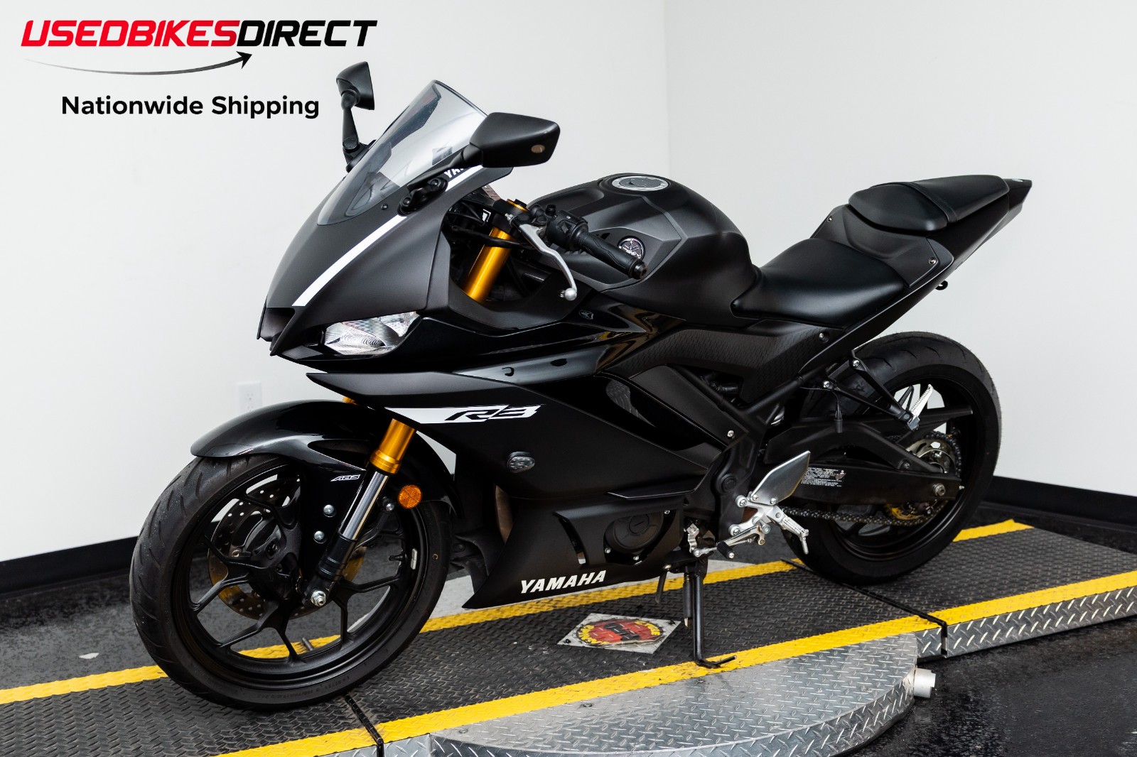 2019 YAMAHA YZF-R3