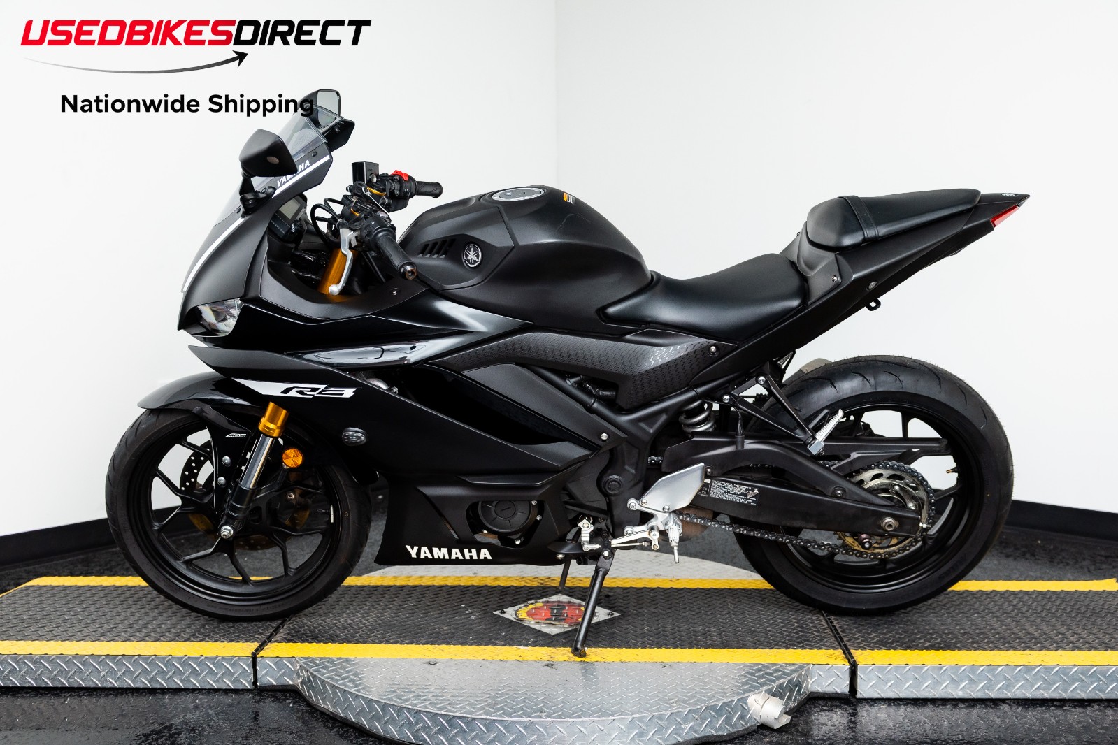2019 YAMAHA YZF-R3