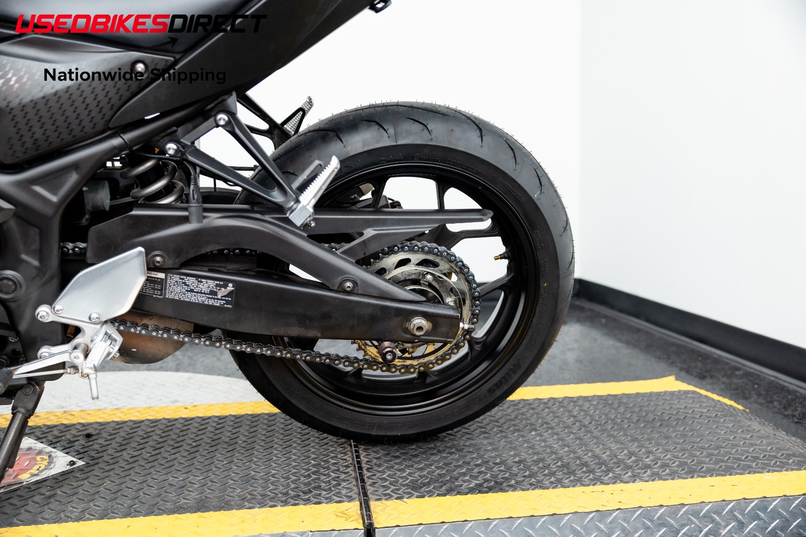 2019 YAMAHA YZF-R3